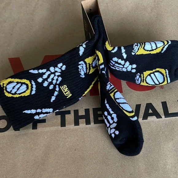VANS “Off The Wall” Women’s socks - Picture 7 of 12